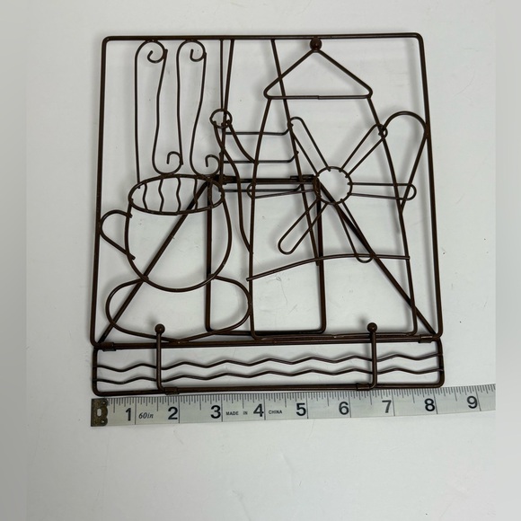 Adorable Tea Motif Brown Metal Cookboook Stand - Picture 9 of 11